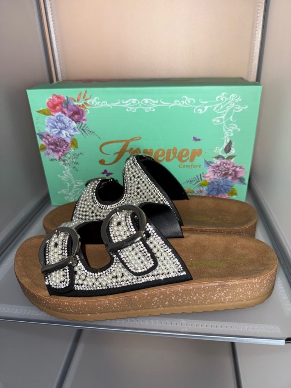 Forever Women's Comfort Pearl Embellished Platform Slide Sandal Black Size 10 - Picture 3 of 7